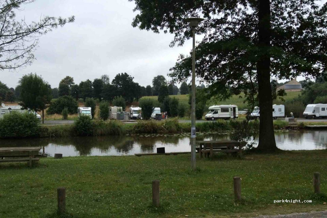(35190) Tinténiac - 1 Quai de la Donac — foto
