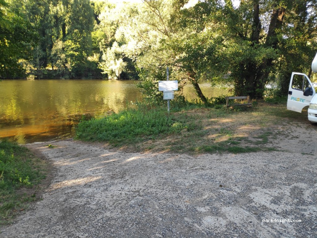 (12300) Bouillac - Lissartel — foto