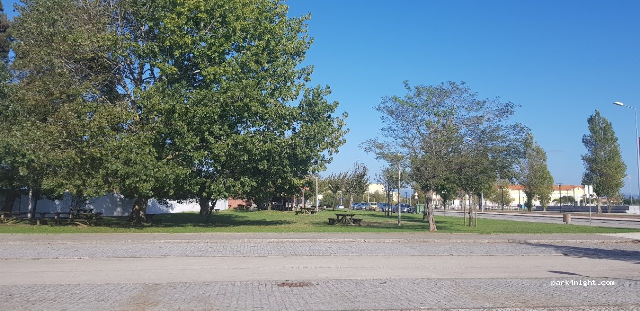 (3870)  - Avenida do Emigrante — foto