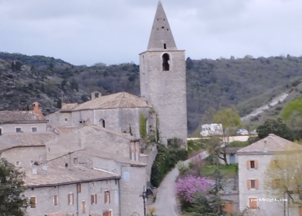 (07700) Gras - Le Village — foto