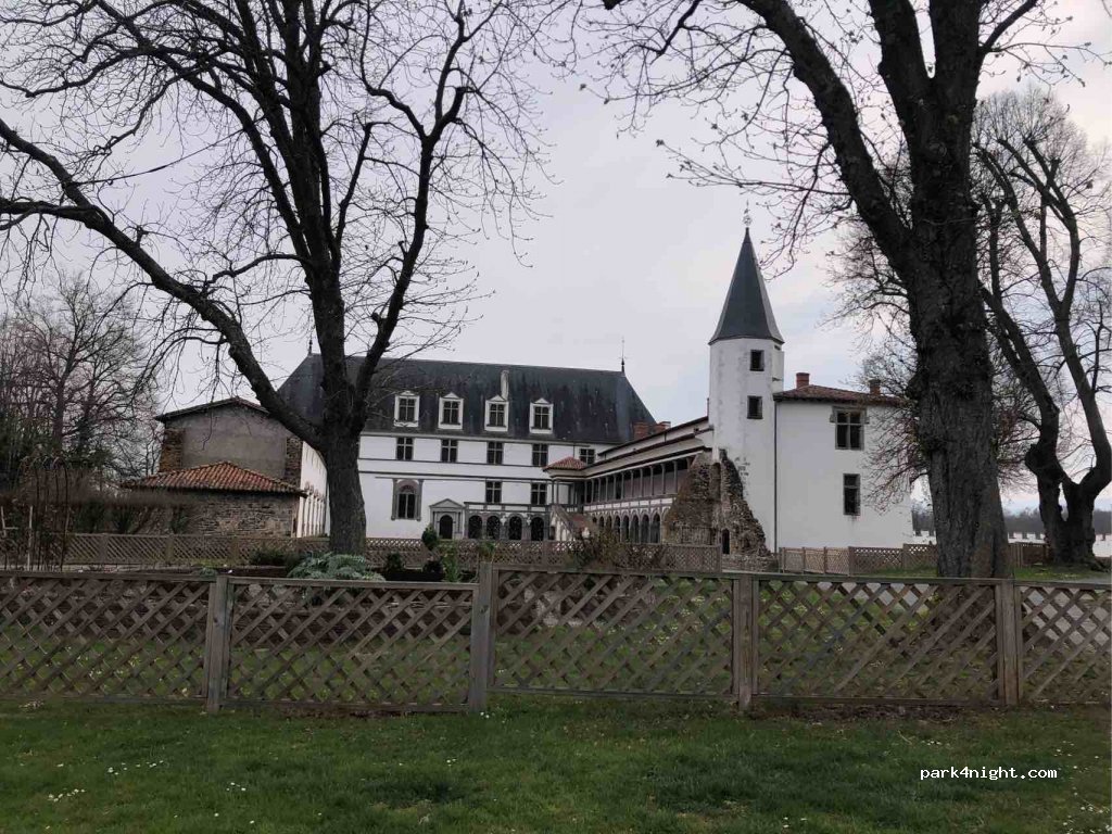 (42130) Saint-Étienne-le-Molard - La Bâtie — foto 3