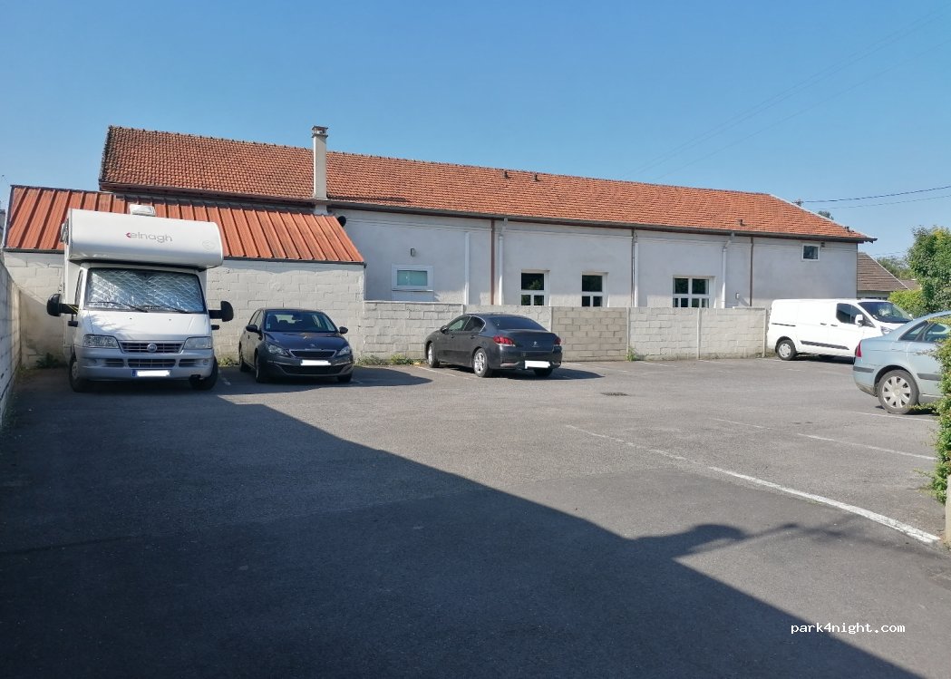 (77730) Saâcy-sur-Marne - 6 Rue des Écoles — foto