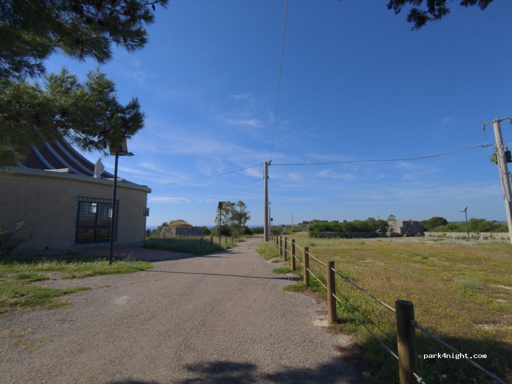 (73032) Andrano - Unnamed Road — foto