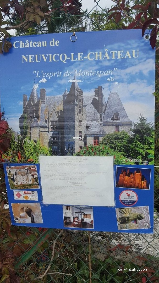 (17490) Neuvicq-le-Château - 20 Le Bourg — foto