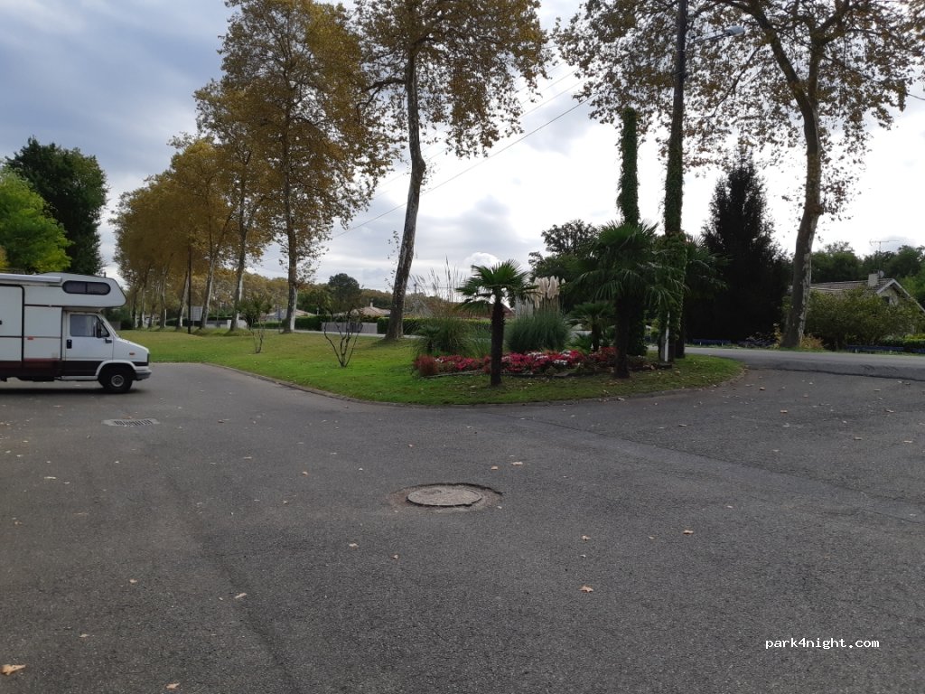 (40180) Oeyreluy - 1203 Route de Tercis — foto 4