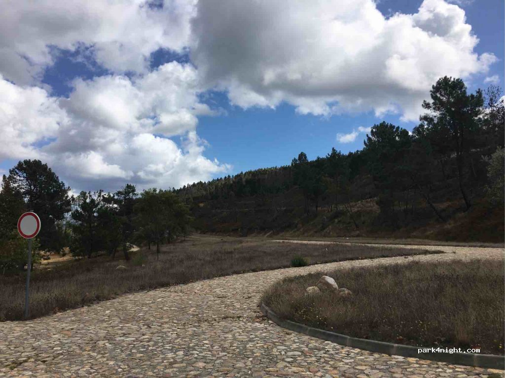 (3300) Pombeiro da Beira - Unnamed Road — foto 4