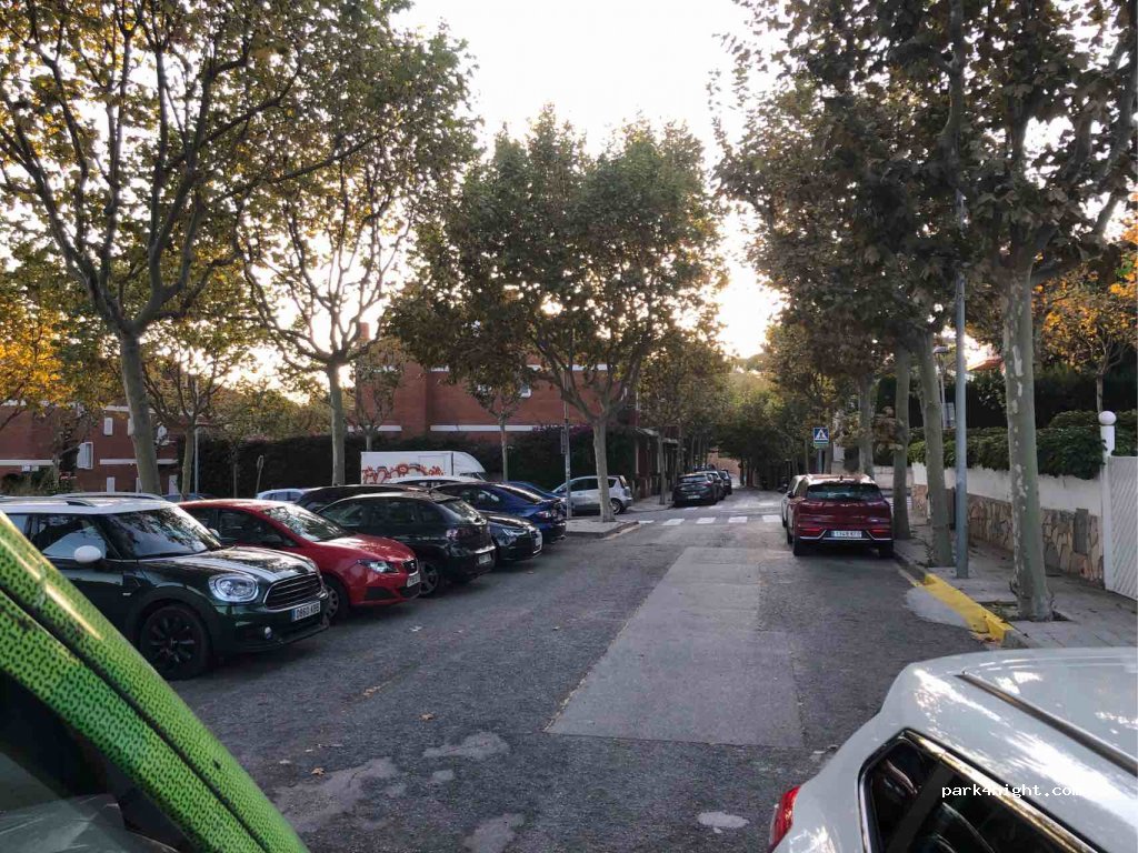 (08320) El Masnou - 30 Carrer Parlament de Catalunya — foto