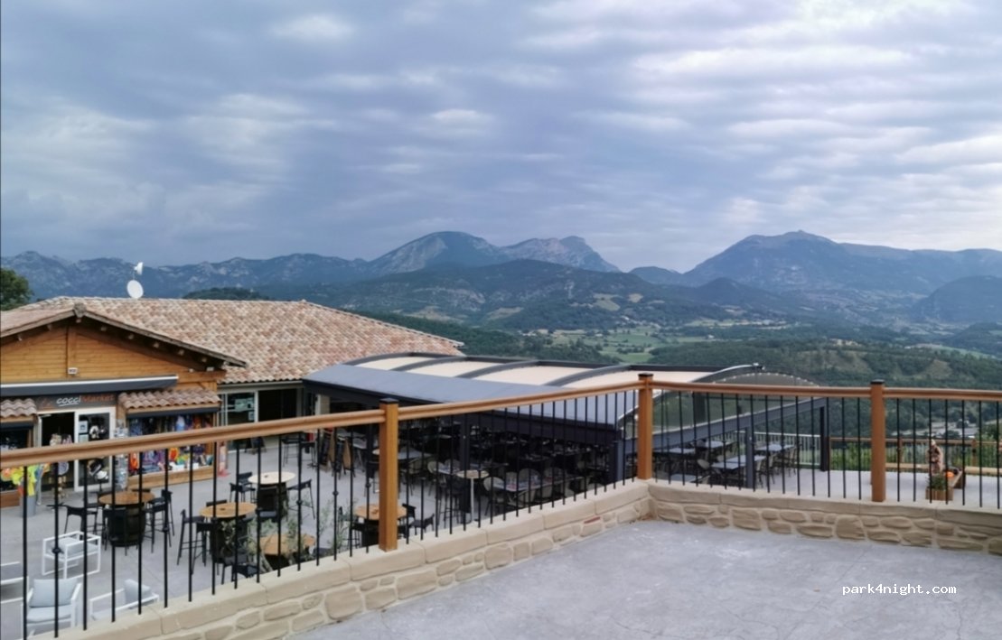 Camping Le Couspeau — foto