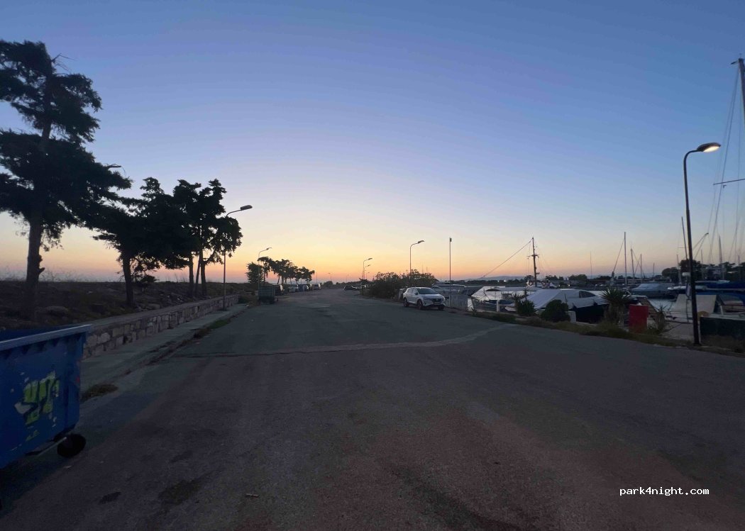 (166 75) Glifada - 17 Diadochou Pavlou — foto 2