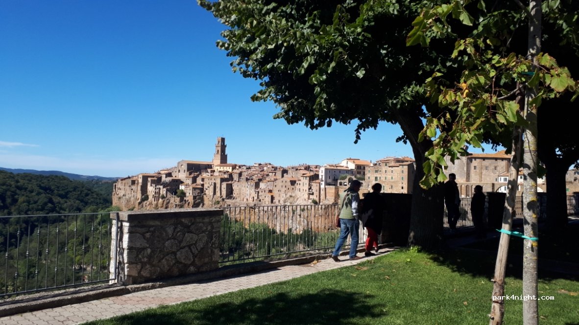 (58017) Pitigliano - 155 Via Unità d'Italia — foto