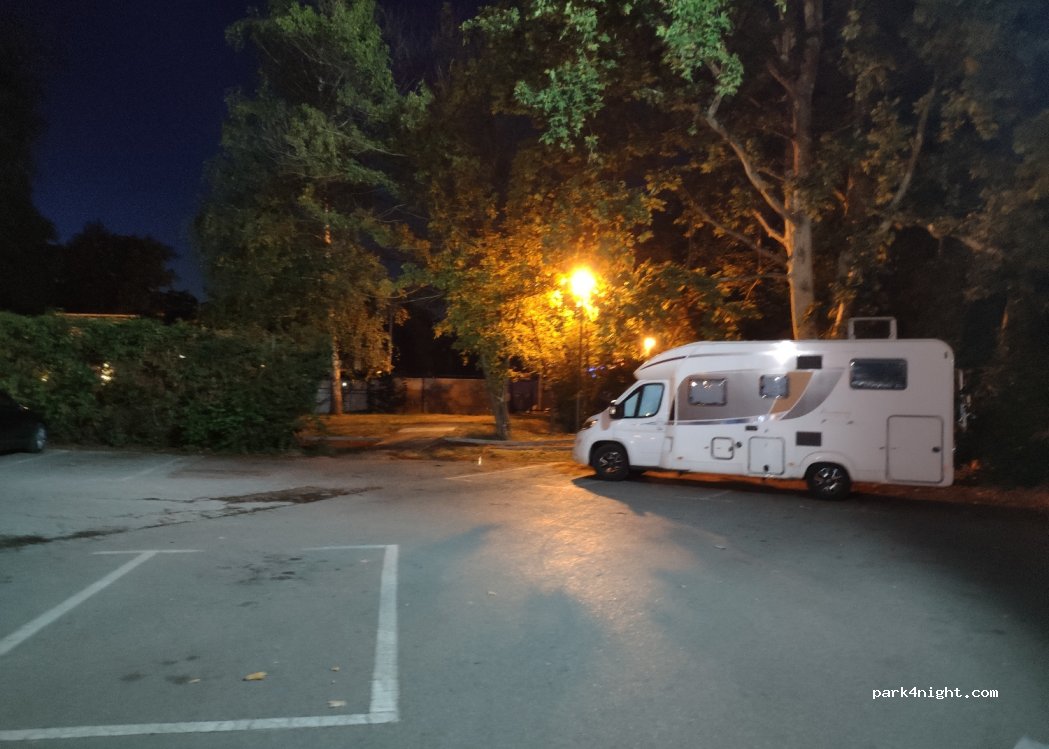 (78000) Banja Luka - 43-45 Dr. Mladena Stojanovića — foto 2