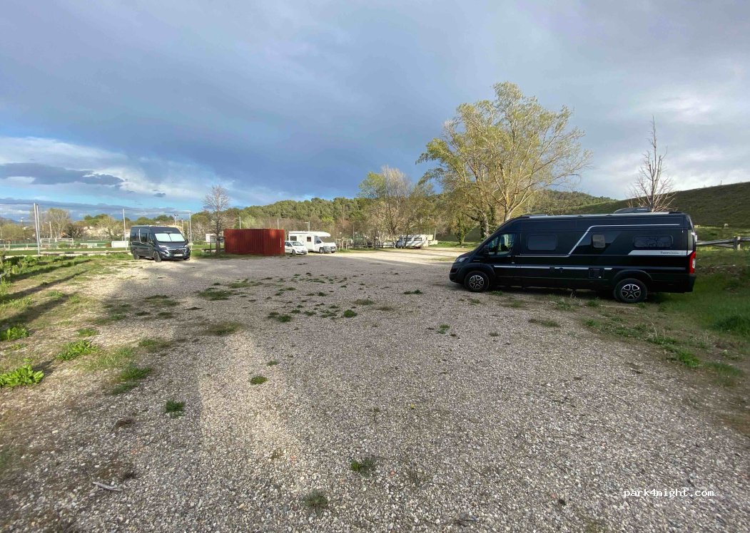 (13610) Le Puy-Sainte-Réparade - 380 Avenue du Stade — foto 4
