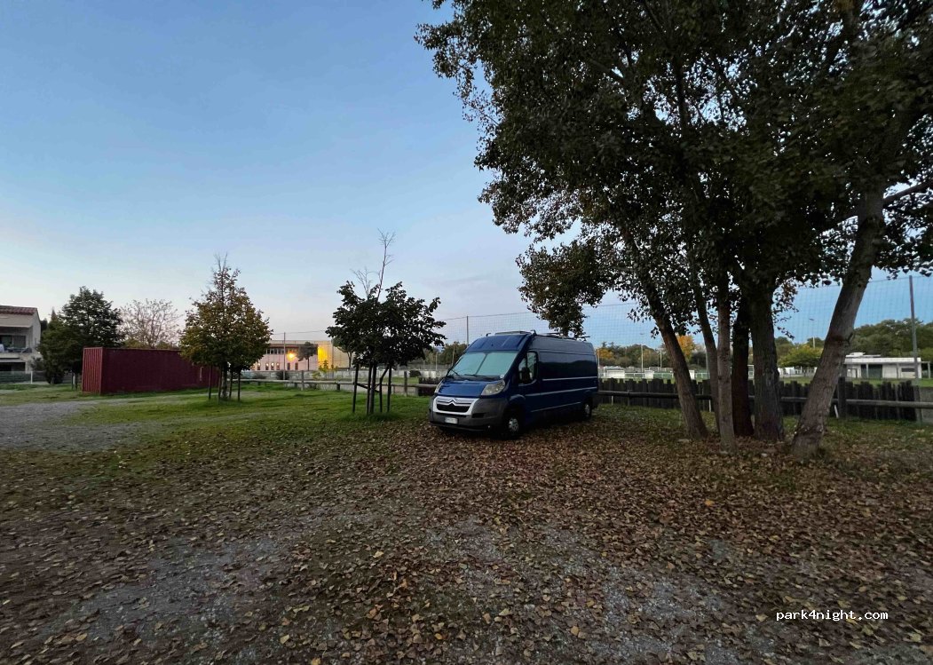 (13610) Le Puy-Sainte-Réparade - 380 Avenue du Stade — foto 5