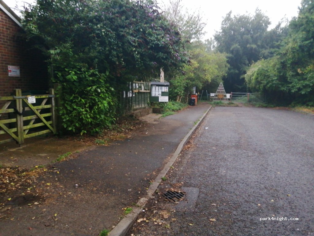 (ME14 5PT)  - Lodge Road — foto
