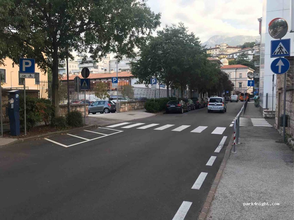(38122) Trento - 6 Via Benedetto Giovanelli — foto 2