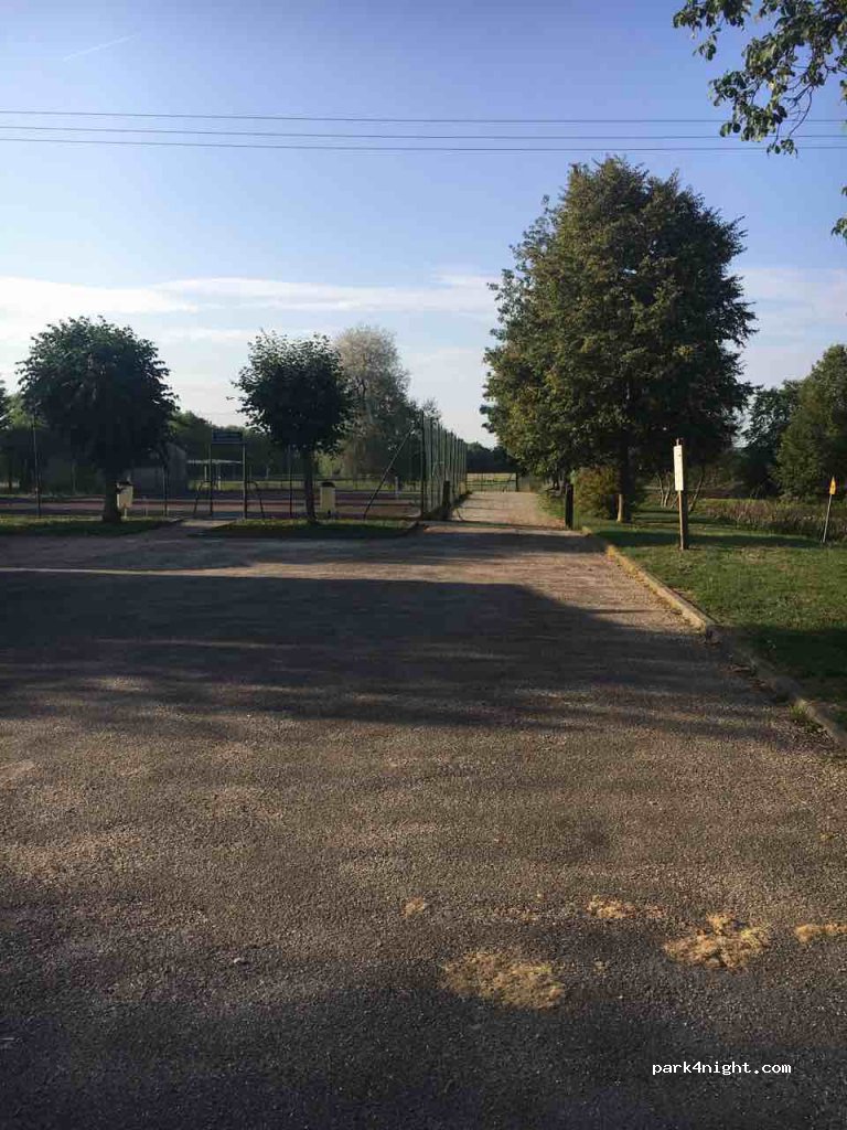 (52130) Louvemont - D185 — foto 2