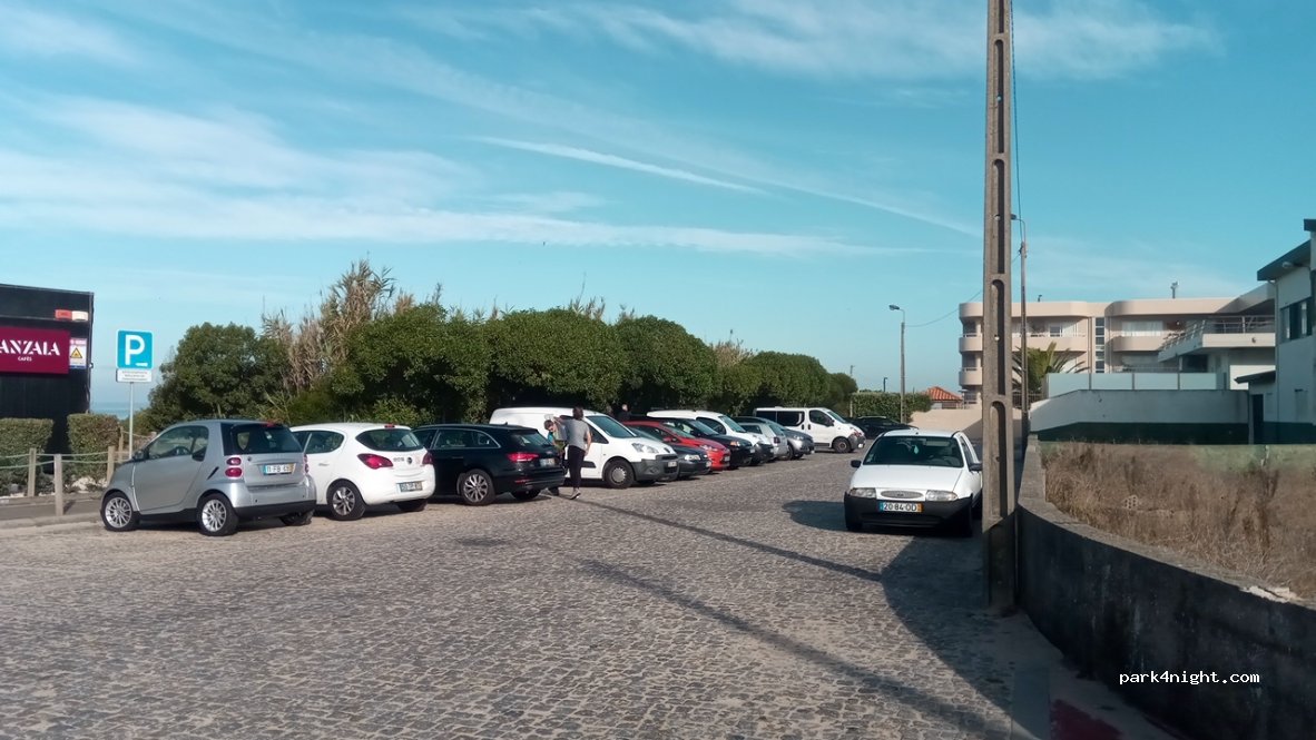 (4405-738) Vila Nova de Gaia - 64 Rua Dos Combatentes — foto