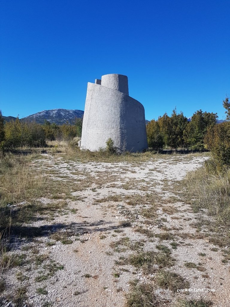 (21254) Blato Na Cetini - Unnamed Road — foto