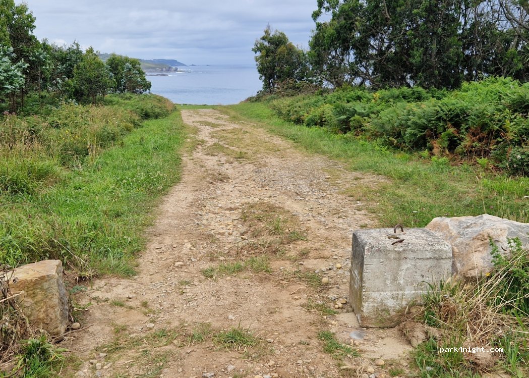(33719) Navia - Unnamed Road — foto 2