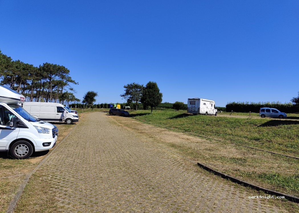 (33719) Navia - Unnamed Road — foto 3