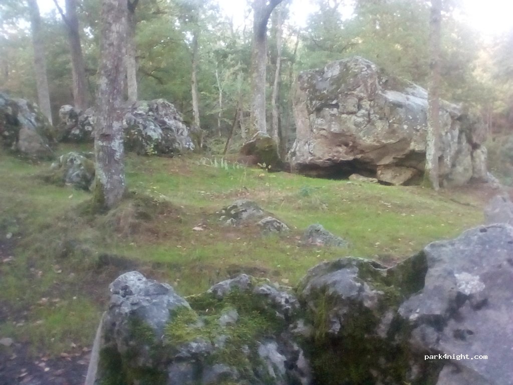 (89500) Les Bordes - Les Roches de la Garenne — foto 2