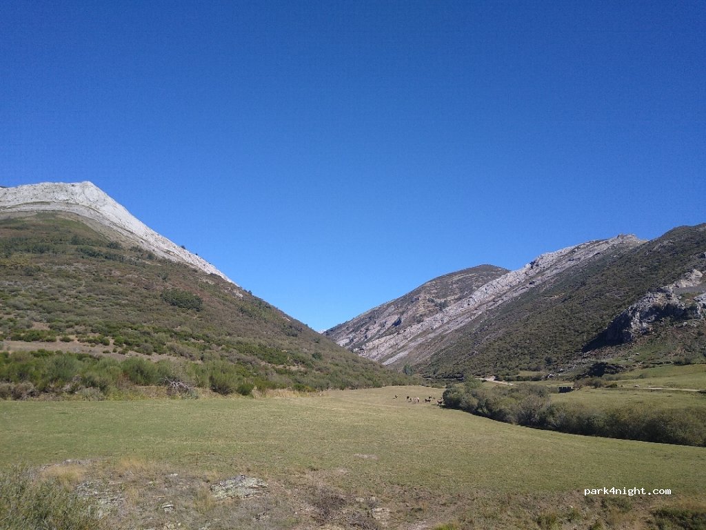 (24913) Boca de Huérgano - 6 Calle Calvo Sotelo — foto 3