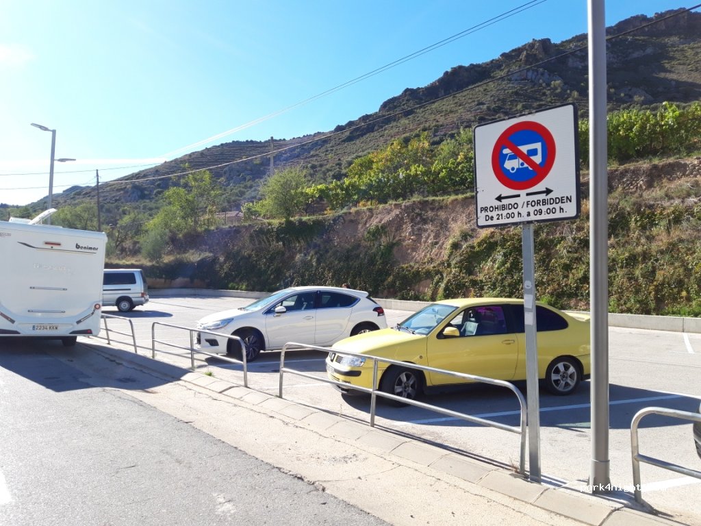 (26589) Arnedillo - 172 Avenida del Cidacos — foto