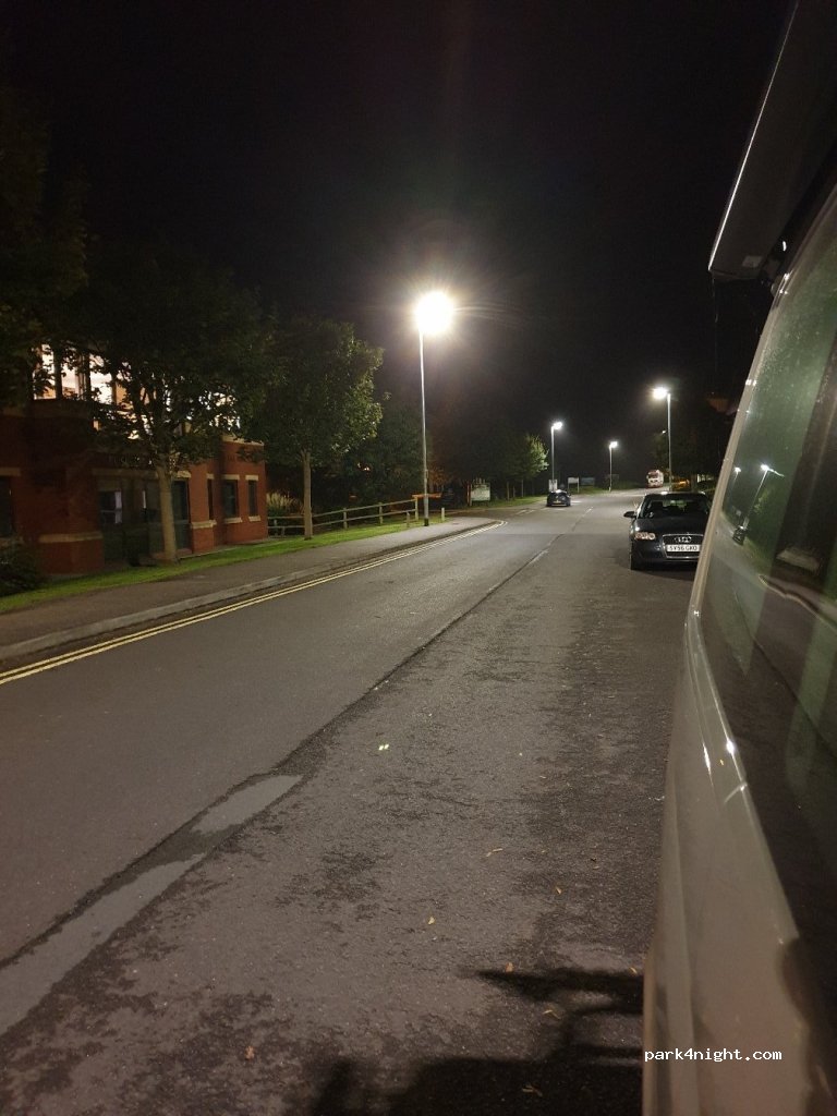(TA1 2PX) Taunton - Blackbrook Park Avenue — foto 2