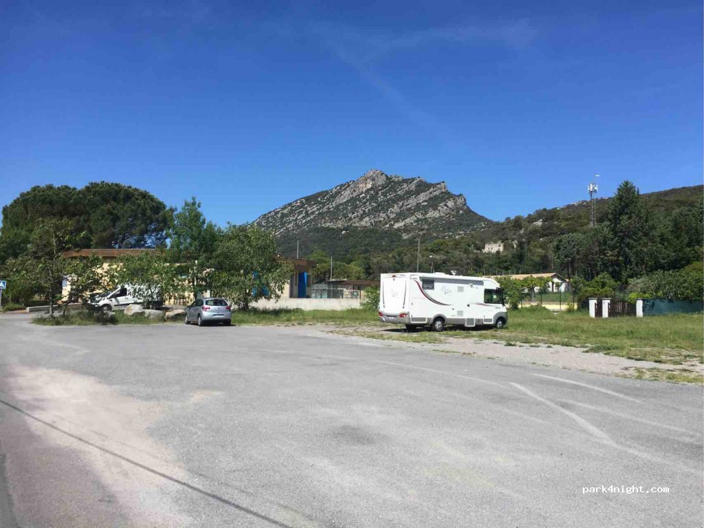 (30170) Saint-Hippolyte-du-Fort - Chemin de l'Argentesse — foto 2