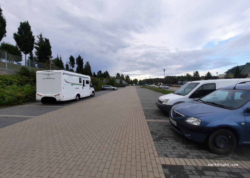 (81-549) Gdynia - 22 Spokojna — foto