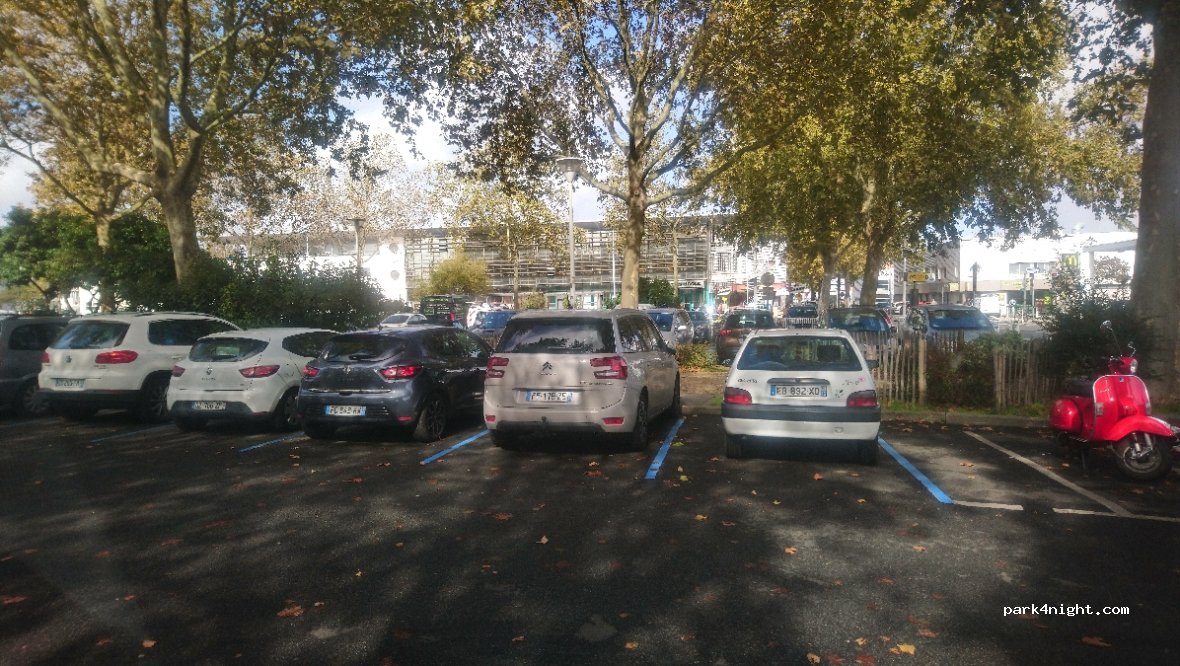 (17000) La Rochelle - 41 Rue de la Scierie — foto 3