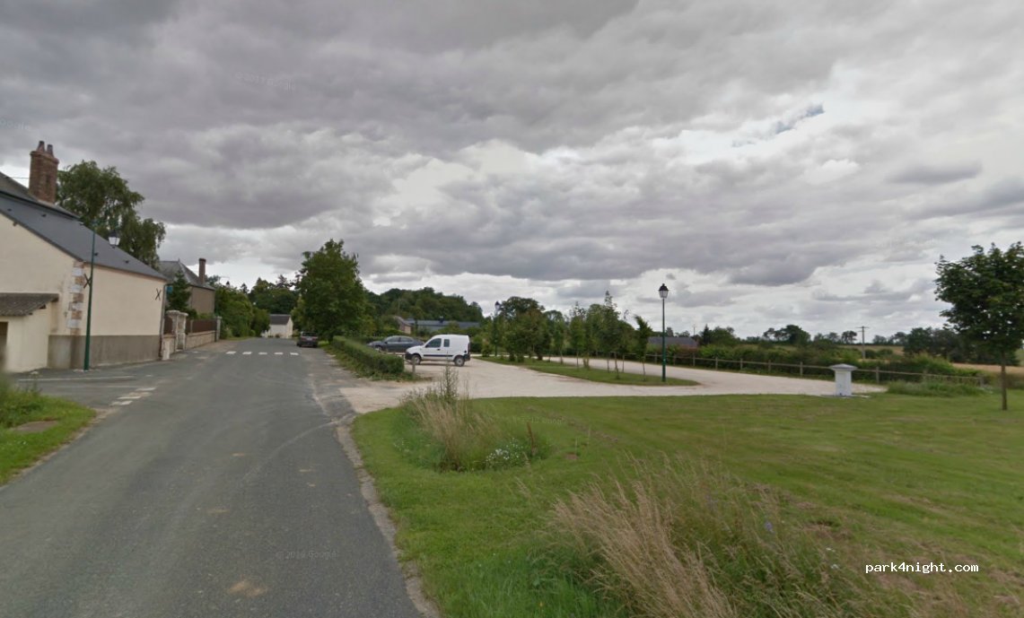(18250) Humbligny - Chemin des Faviots — foto