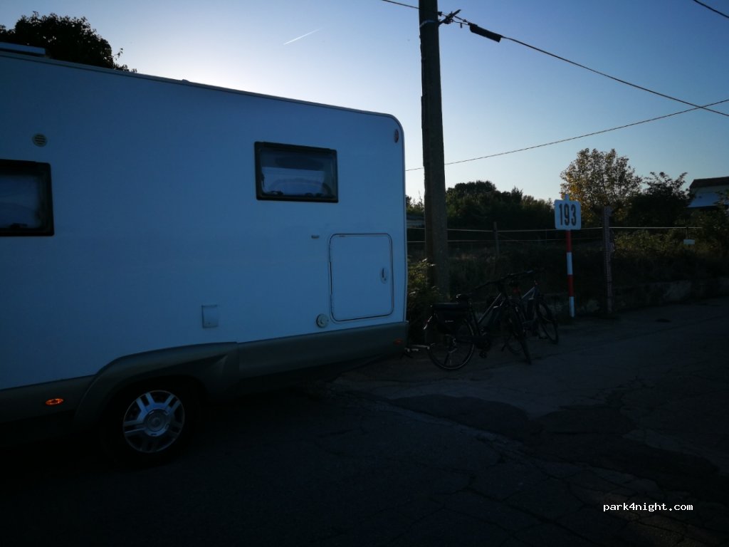 (30130) Pont-Saint-Esprit - 76 Chemin de Beauchamp — foto