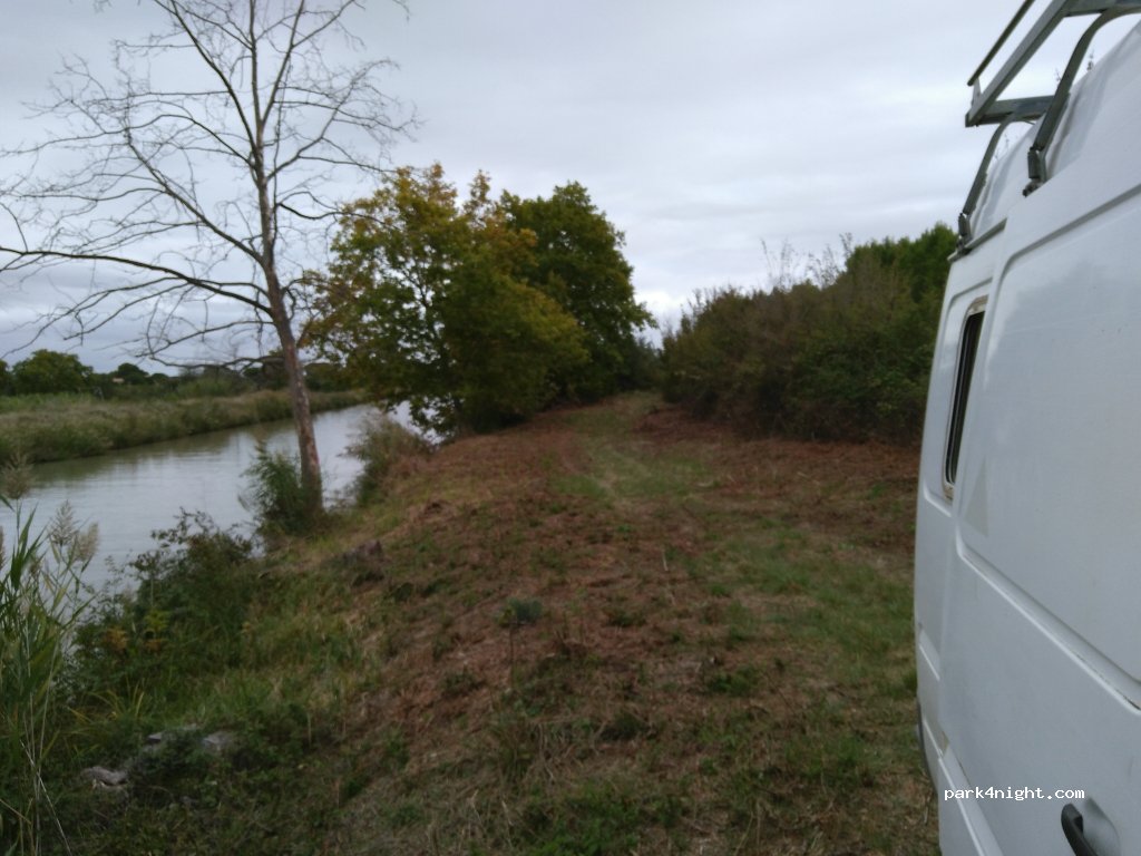 (34310) Capestang - Unnamed Road — foto