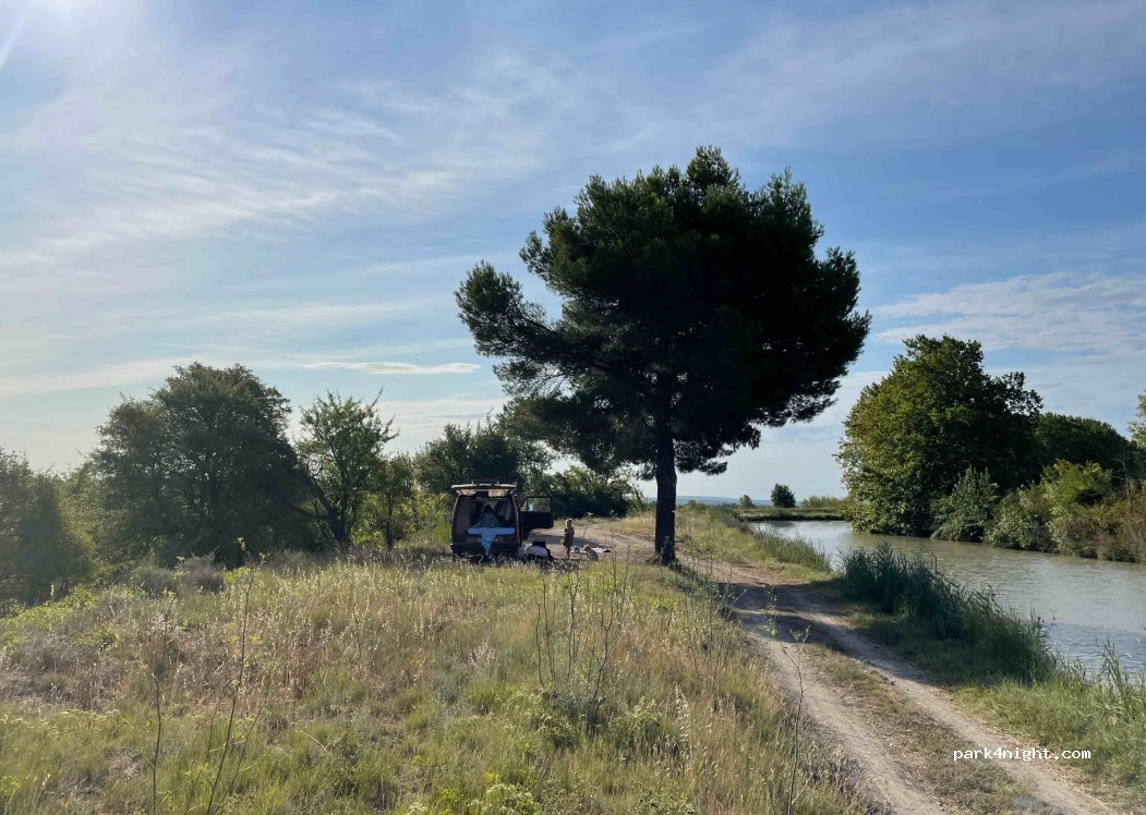 (34310) Capestang - Unnamed Road — foto 3