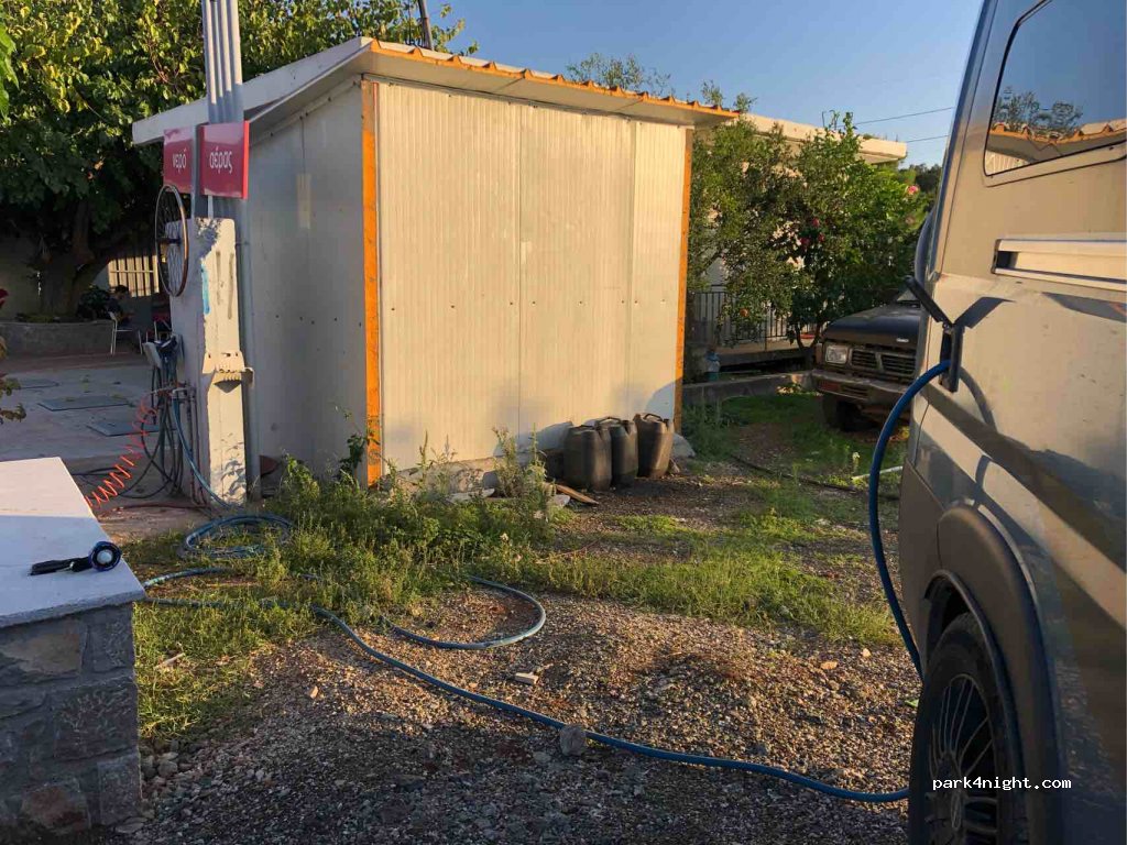 (210 54) Nea Epidavros - Ethniki Odos Isthmou Archaias Epidavrou — foto