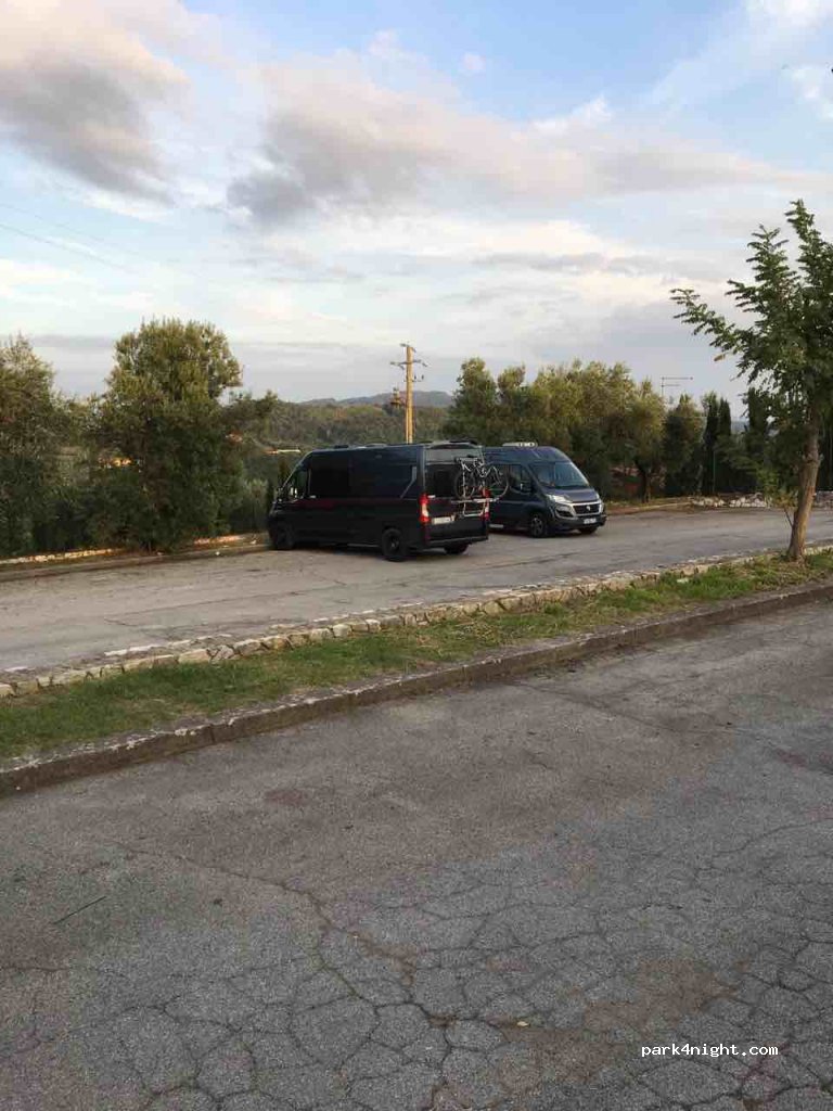 (51016) Montecatini Alto - 14A Strada Comunale di Capannaccio — foto 2