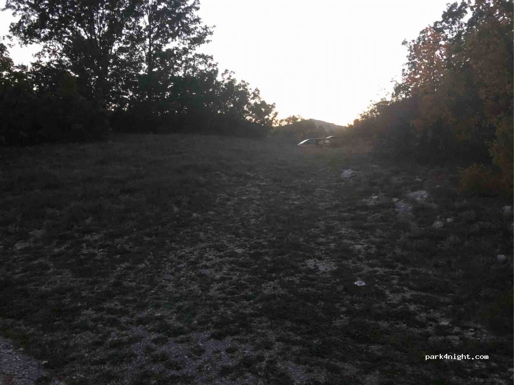 ()  - Unnamed Road — foto