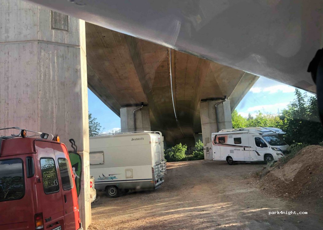 Wohnmobil Stellplatz Offenstein Erben — foto 3