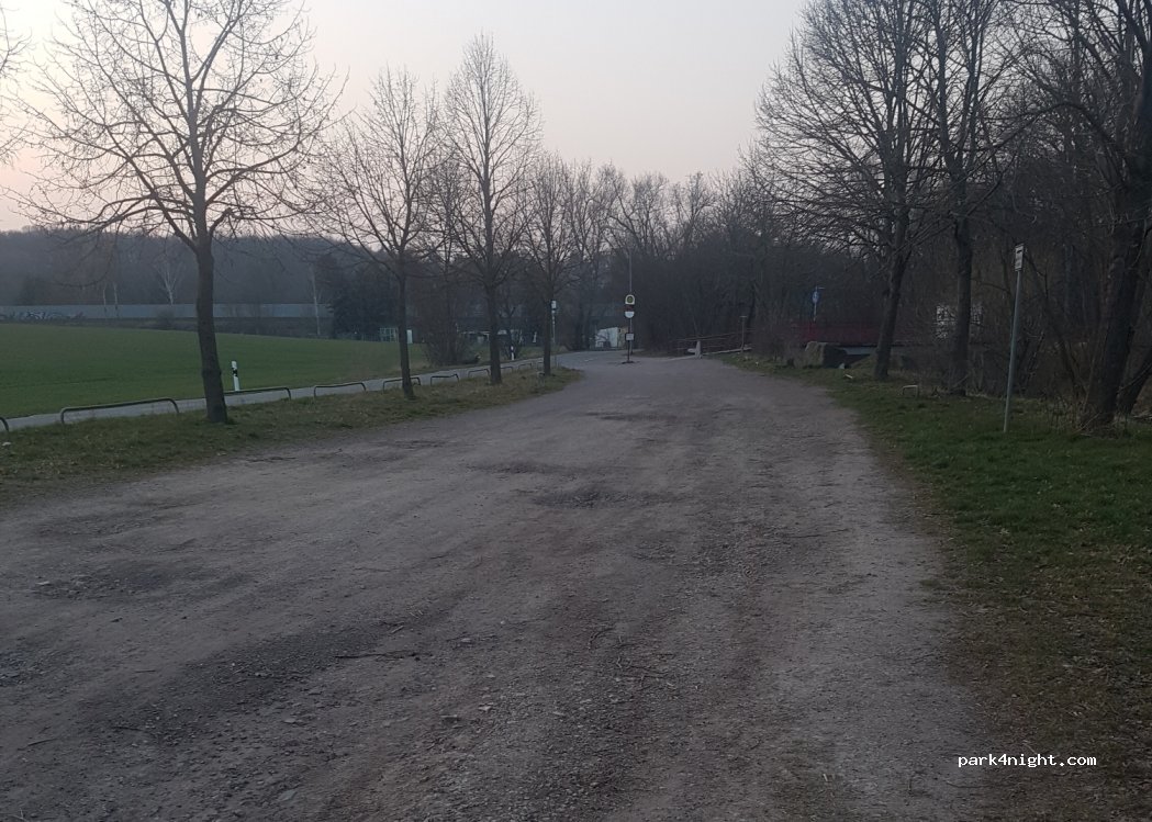 (99094) Erfurt - Möbisburger Weg — foto 3
