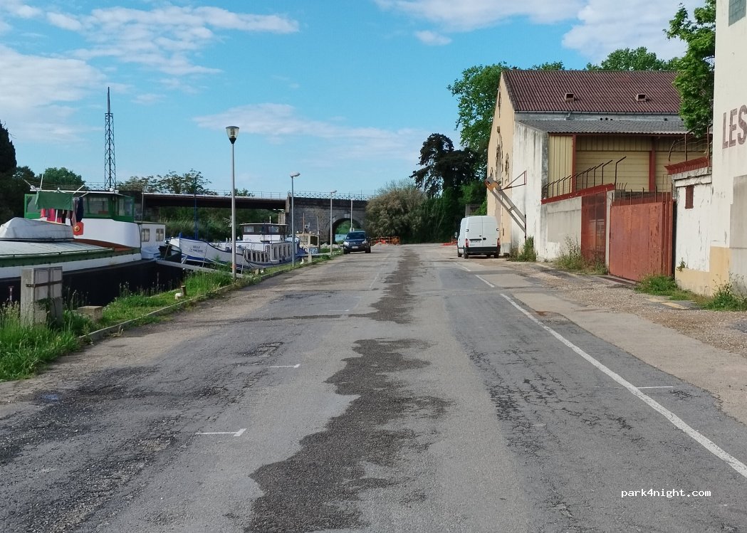 (30800) Saint-Gilles - 2 Chemin de la Fontaine Gillienne — foto 4