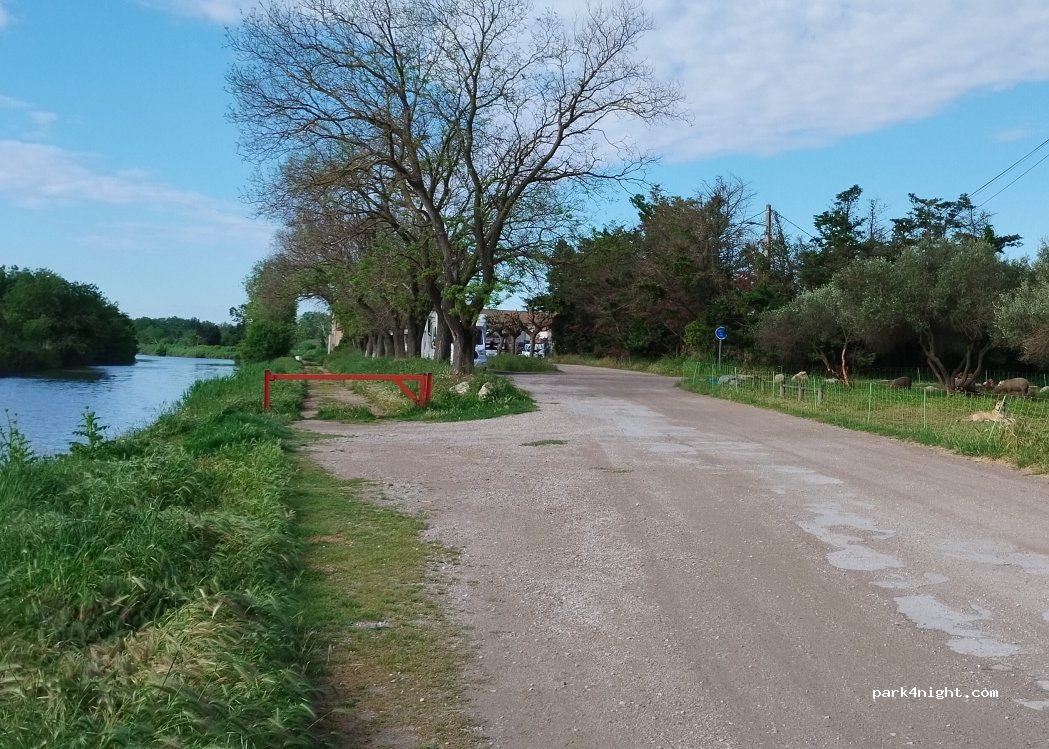 (30800) Saint-Gilles - 2 Chemin de la Fontaine Gillienne — foto 5