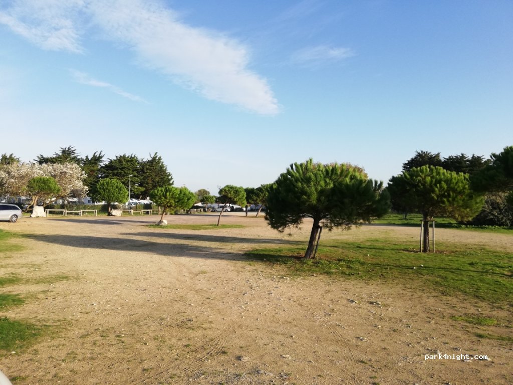 (17580) Le Bois-Plage-en-Ré - 68 Avenue du Passage des Boeufs — foto 3