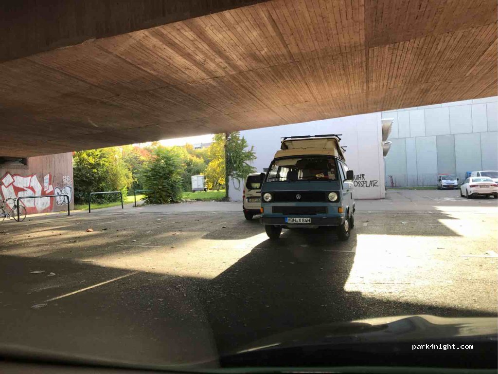 (70372) Stuttgart - 3 Martin-Schrenk-Weg — foto