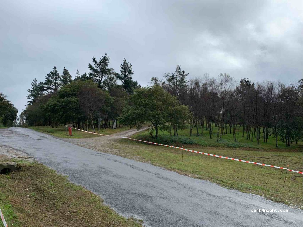 (33778) Castropol - Unnamed Road — foto