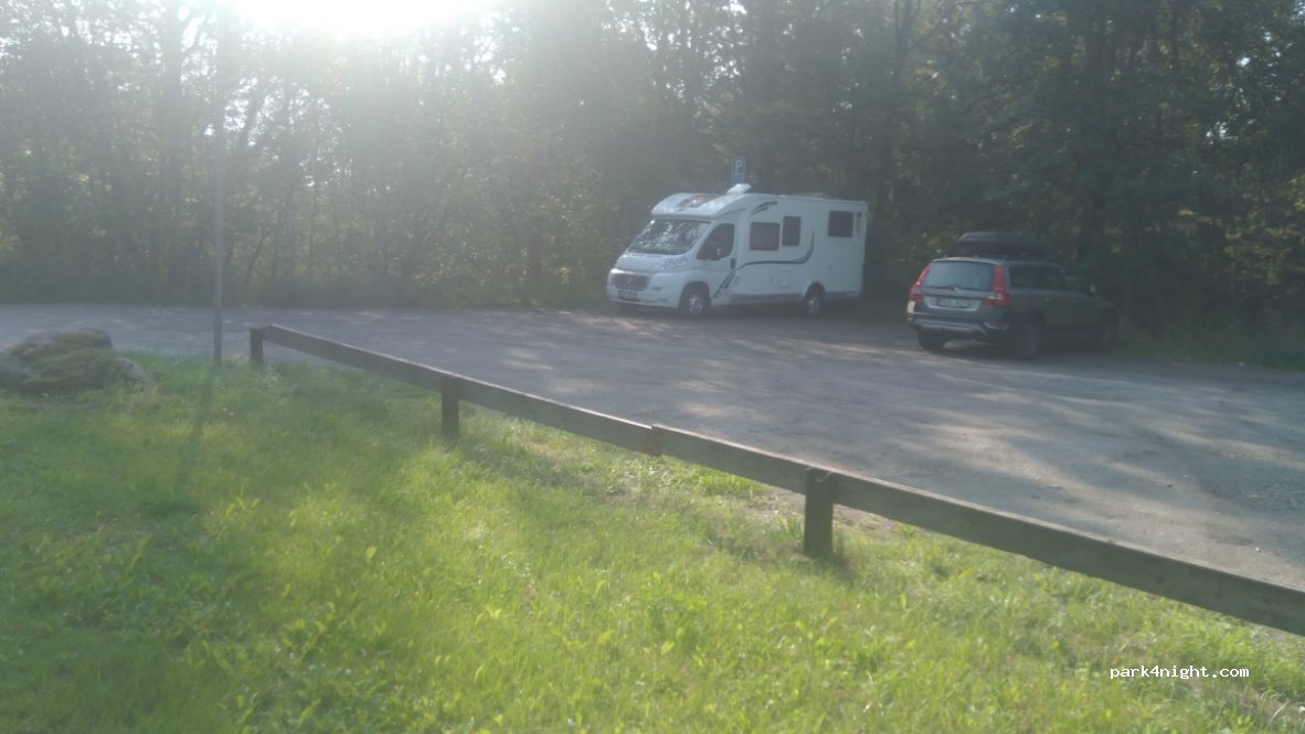 (115 25) Stockholm - 52 Hunduddsvägen — foto