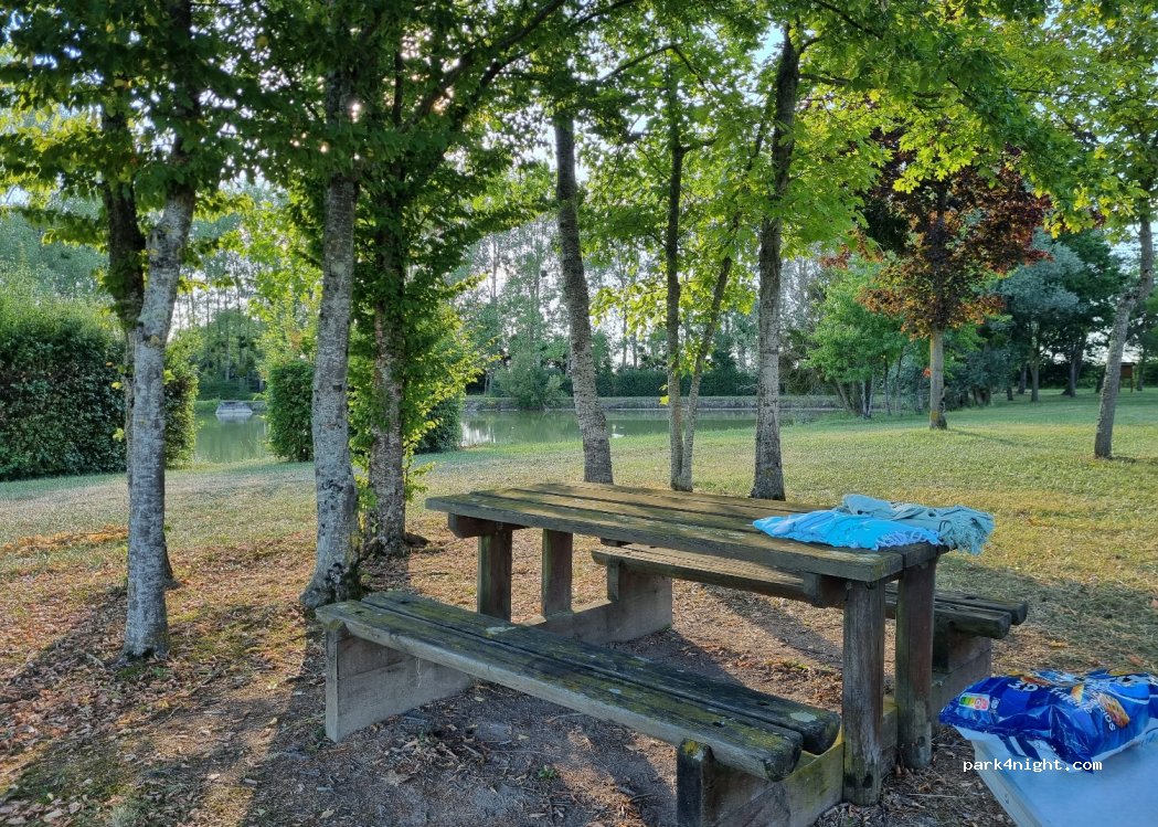(18160) Montlouis - 55 Leday — foto