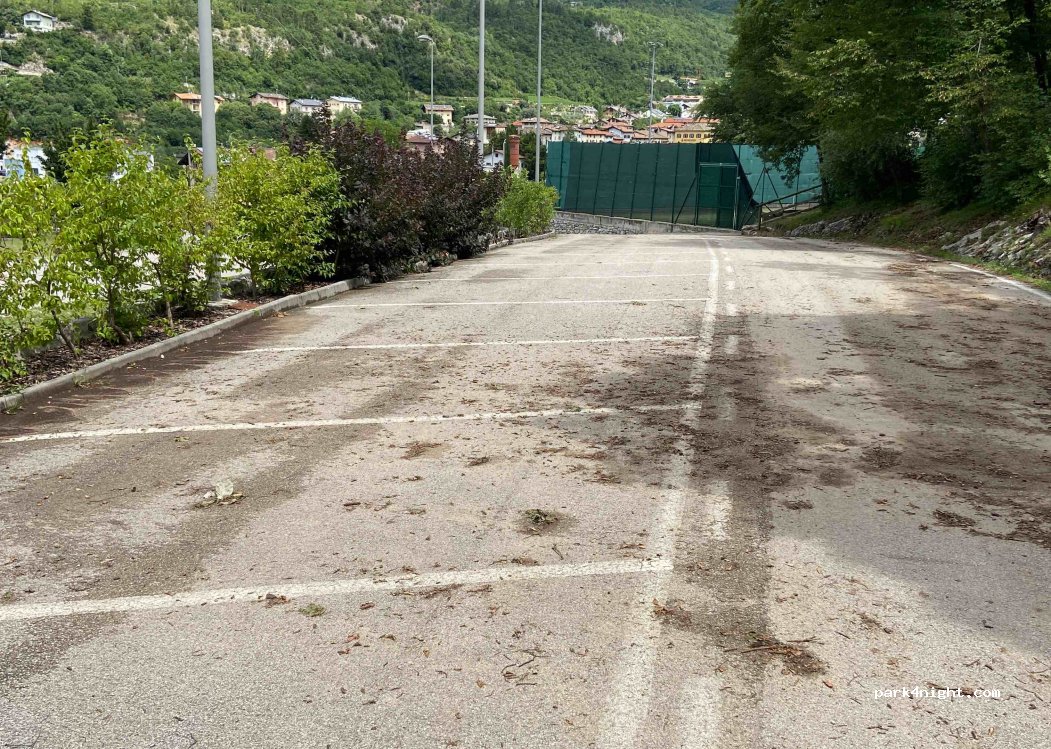 (38070) Vezzano - Via Stoppani — foto