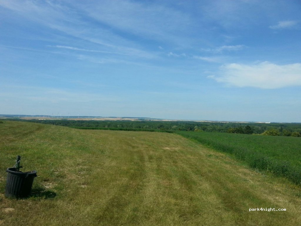 (10100) Saint-Hilaire-sous-Romilly - Route de l'Église — foto 2