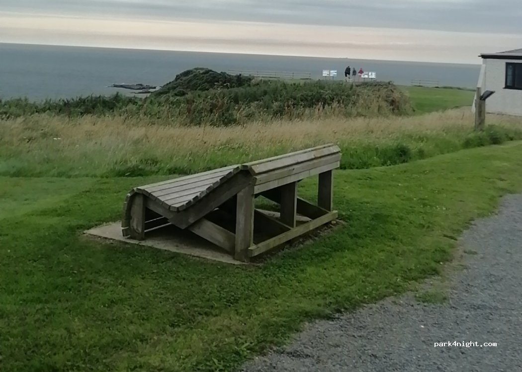 (IM5 3BR) Bayr Niarbyl - — foto 3
